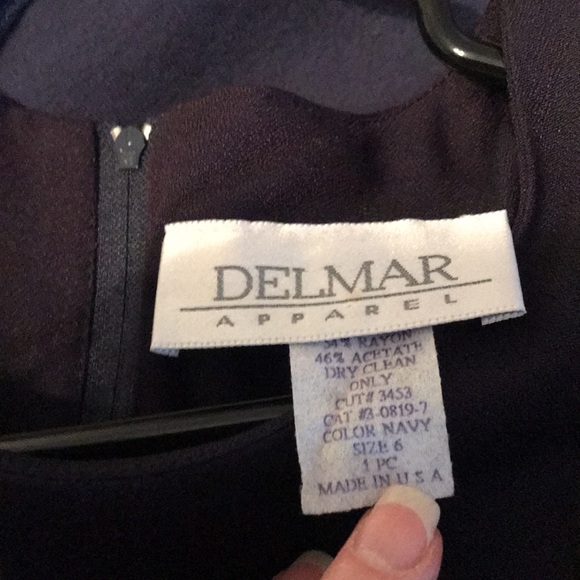 Delmar Apparel crepe navy dress. - Picture 5 of 5